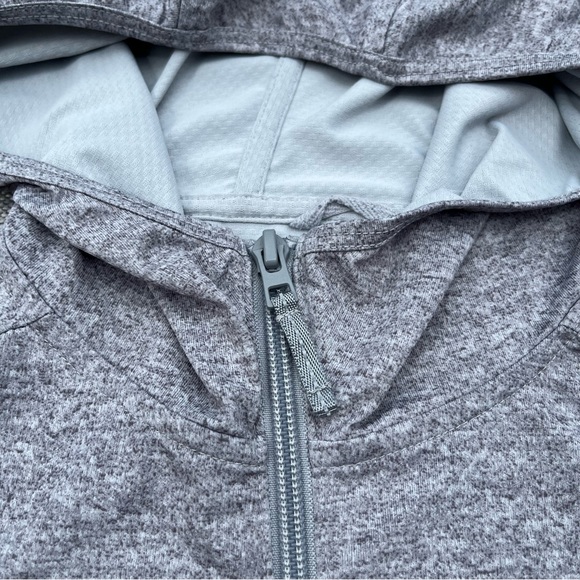 Uniqlo Youth Unisex Light Grey Full Zip Long Sleeve Hoodie Jacket Size 9-10Y - Picture 2 of 16